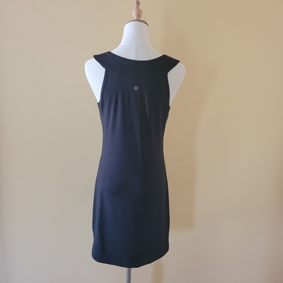 Athleta Black Round Neck Dress Built In Bra Sz S - Picture 3 of 10
